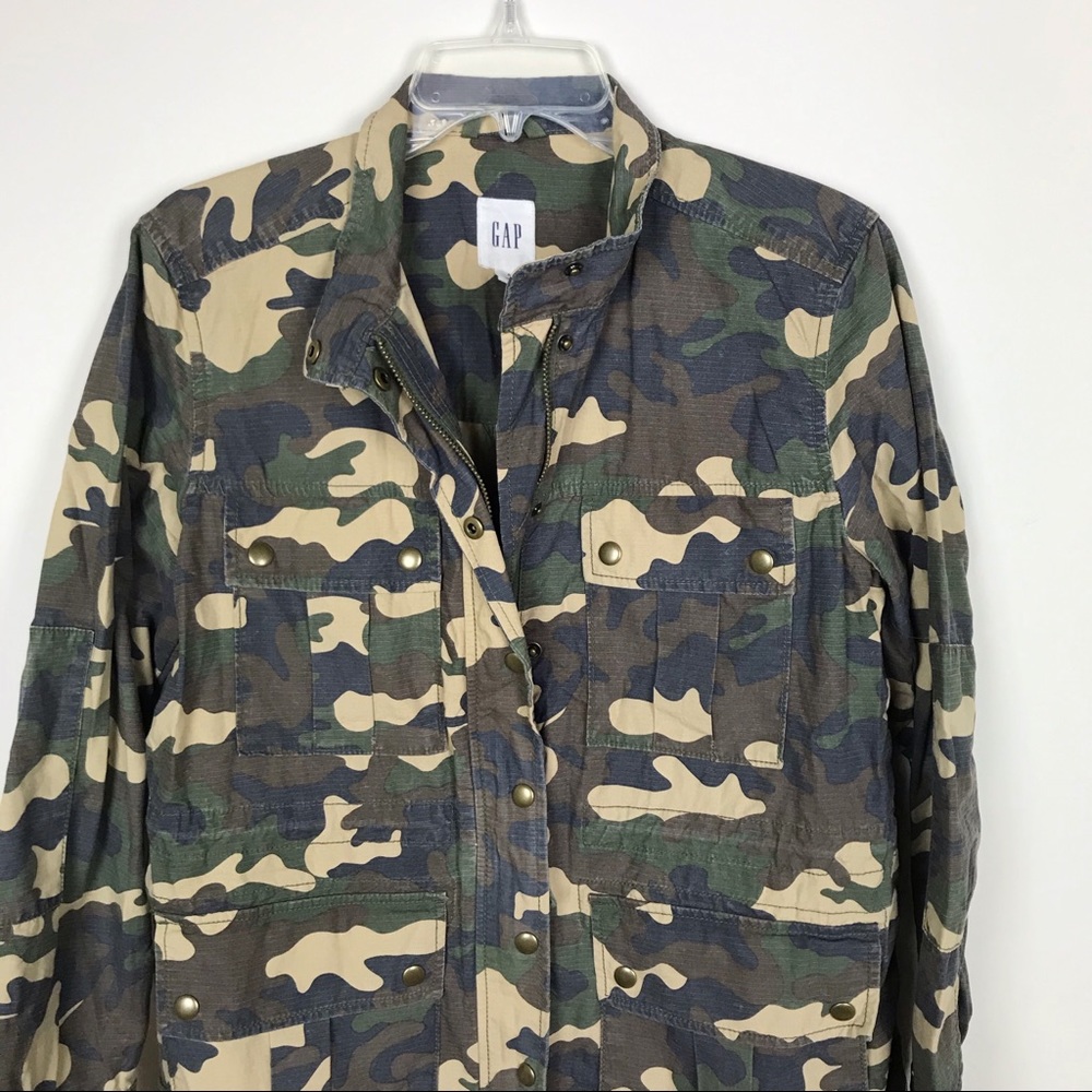 Gap Camo Jacket - image 7
